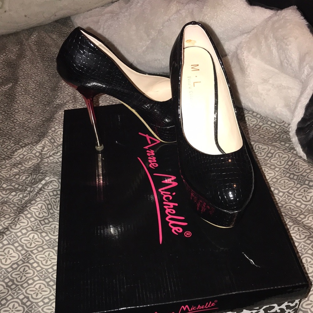 M.L. Heels